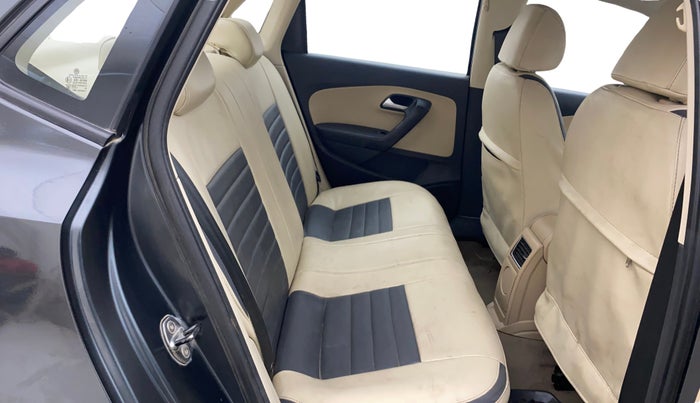 2018 Volkswagen Ameo HIGHLINE PLUS 1.5L AT 16 ALLOY, Diesel, Automatic, 1,09,788 km, Right Side Rear Door Cabin