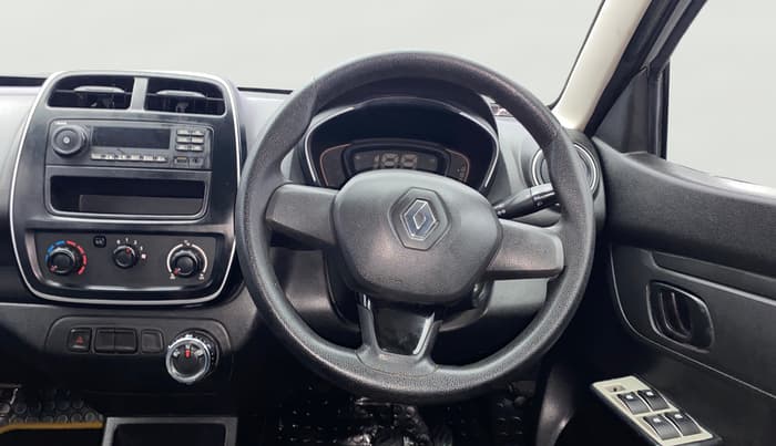 2017 Renault Kwid RXL 1.0 AMT, Petrol, Automatic, 70,436 km, Steering Wheel Close Up