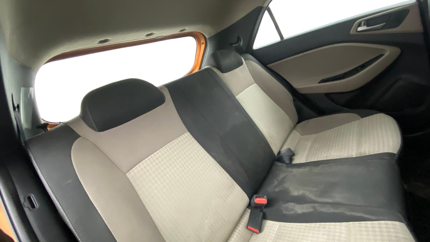 2018 Hyundai Elite i20 ASTA 1.2  CVT, Petrol, Automatic, 68,806 km, Right Side Rear Door Cabin