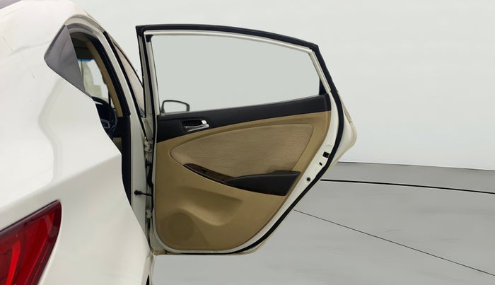 2013 Hyundai Verna FLUIDIC 1.6 VTVT SX, Petrol, Manual, 71,915 km, RHS Rear Door