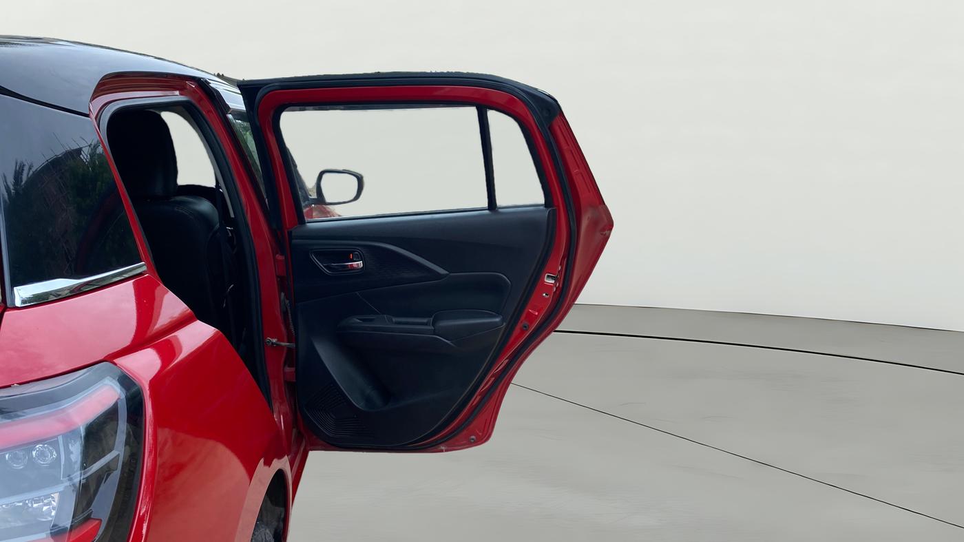 2024 Maruti Swift ZXI PLUS, Petrol, Manual, 43,044 km, RHS Rear Door