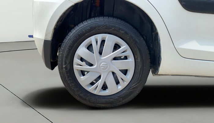 2015 Maruti Swift Dzire VXI, Petrol, Manual, 35,413 km, Right Rear Wheel