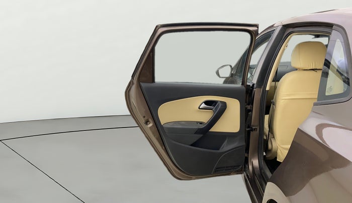 2016 Volkswagen Ameo COMFORTLINE 1.2L, Petrol, Manual, 1,13,850 km, LHS Rear Door