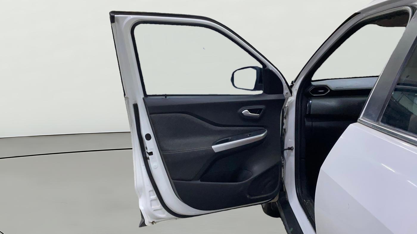 2022 Nissan MAGNITE XV PREMIUM, Petrol, Manual, 13,694 km, LHS Front Door
