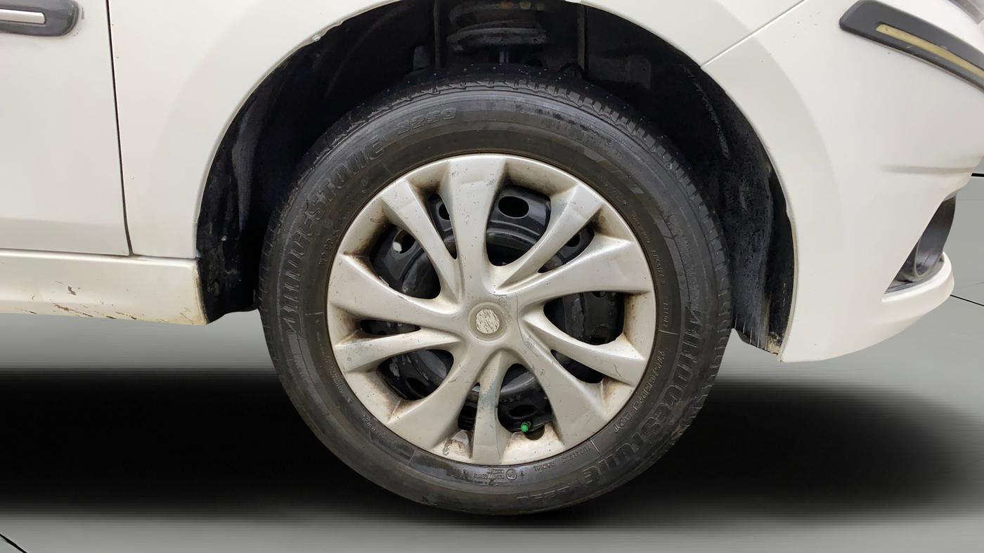 2018 Tata TIGOR XT PETROL, Petrol, Manual, 31,547 km, Right Front Wheel