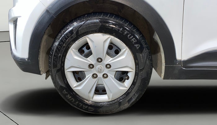 2017 Hyundai Creta E PLUS 1.6 PETROL, Petrol, Manual, 64,996 km, Left Front Wheel