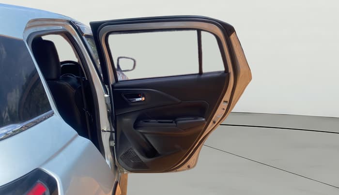 2024 Maruti Swift VXi AMT, Petrol, Automatic, 48,036 km, RHS Rear Door