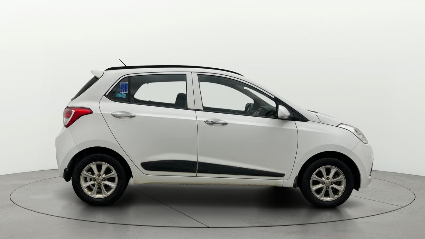 2016 Hyundai Grand i10 ASTA AT 1.2 KAPPA VTVT, Petrol, Automatic, 44,307 km, Right Side View