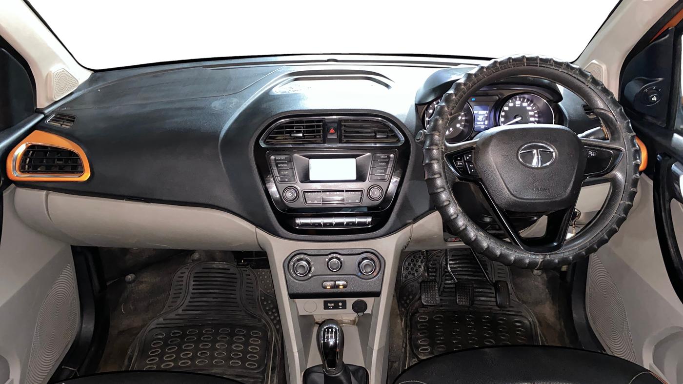 2018 Tata Tiago XZ PETROL, Petrol, Manual, 89,896 km, Dashboard