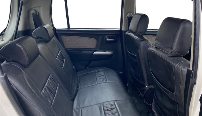 2017 Maruti Wagon R 1.0 VXI, Petrol, Manual, 66,542 km, Right Side Rear Door Cabin