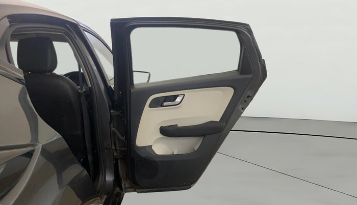 2021 Tata ALTROZ XZ PETROL, Petrol, Manual, 49,467 km, RHS Rear Door