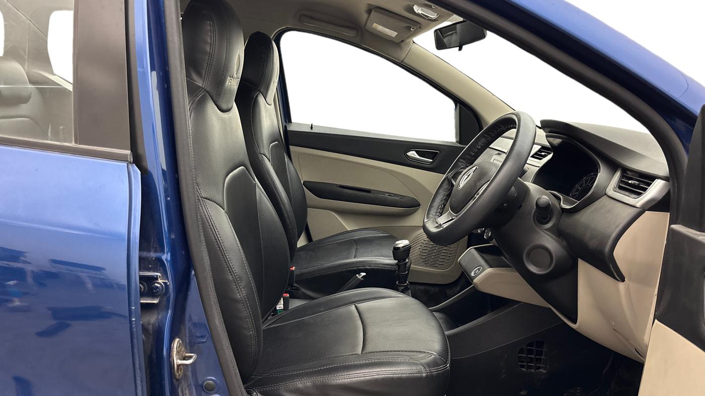 2020 Renault TRIBER RXZ, Petrol, Manual, 46,599 km, Right Side Front Door Cabin