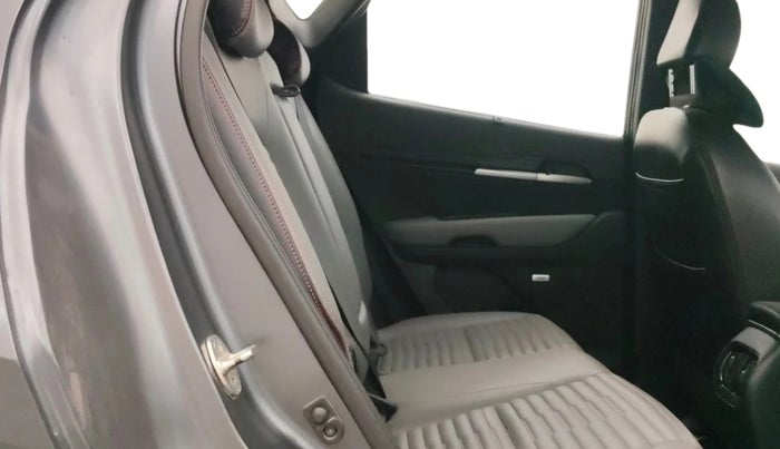 2022 KIA SONET X LINE 1.0 DCT, Petrol, Automatic, 16,227 km, Right Side Rear Door Cabin