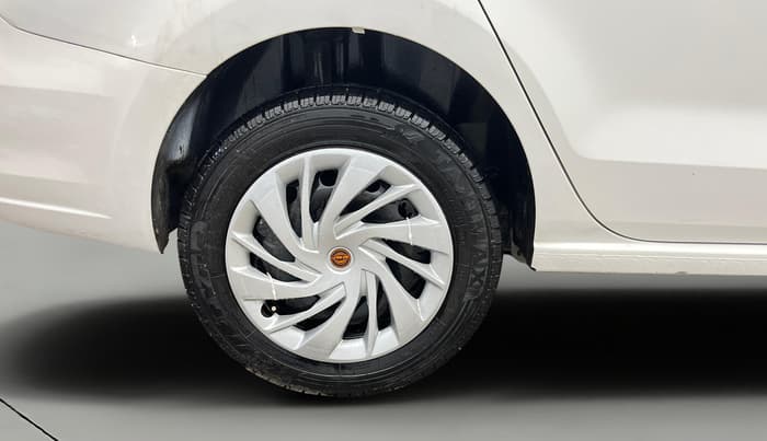 2015 Skoda Rapid 1.6 MPI ACTIVE, Petrol, Manual, 94,515 km, Right Rear Wheel