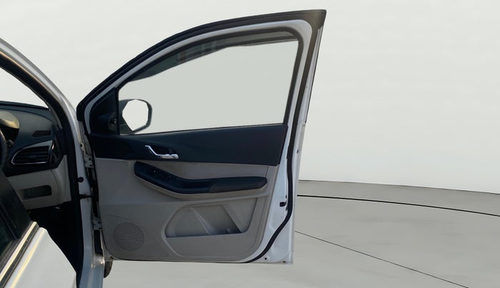 2023 Tata TIGOR XZ PLUS CNG, CNG, Manual, 51,370 km, RHS Front Door