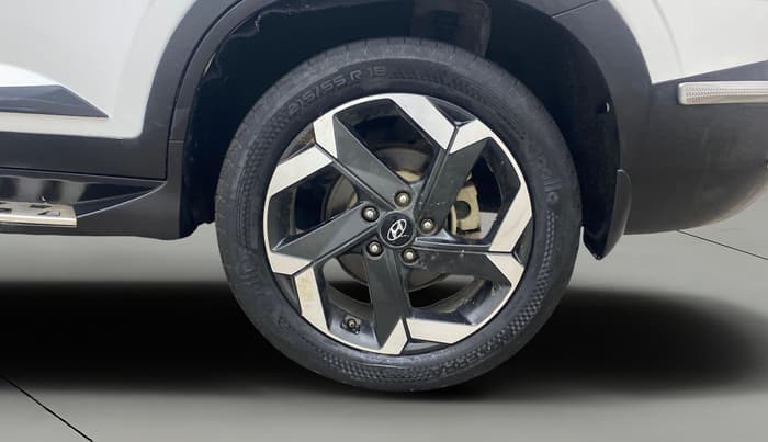 2022 Hyundai ALCAZAR PLATINUM(O) 7STR 1.5 AT, Diesel, Automatic, 45,177 km, Left Rear Wheel