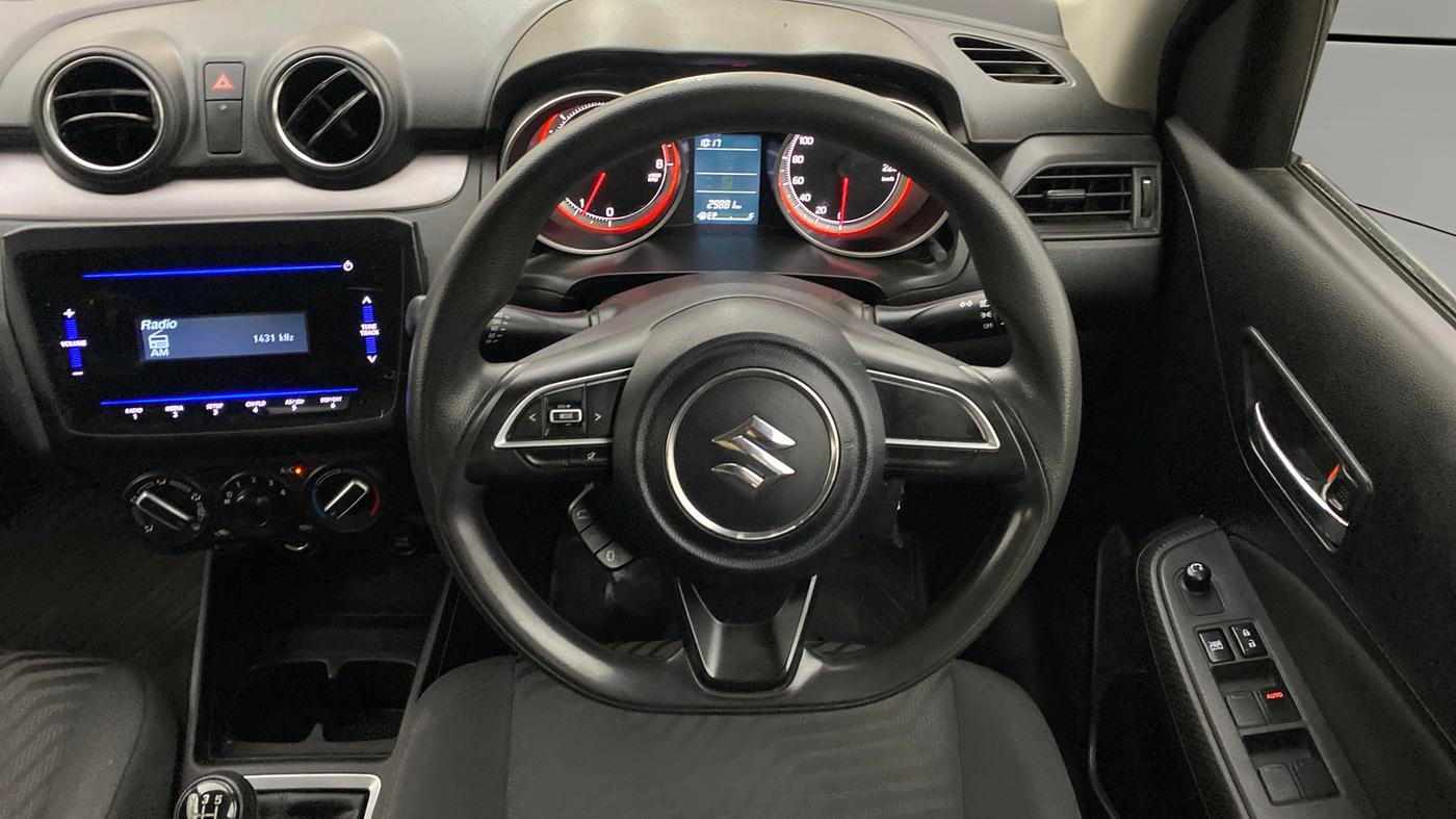 2023 Maruti Swift VXI, Petrol, Manual, 29,844 km, Steering Wheel Close Up