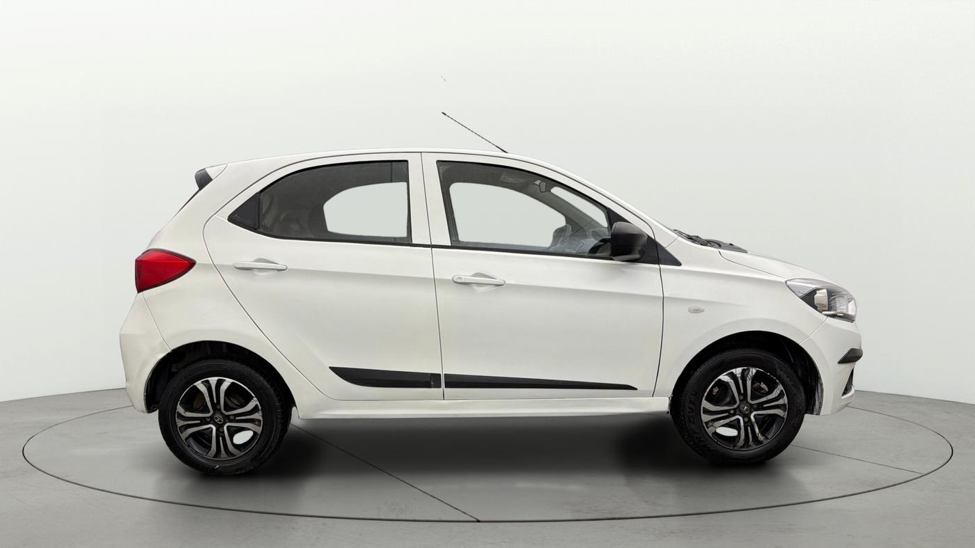 2019 Tata Tiago XZ PETROL, Petrol, Manual, 96,977 km, Right Side View