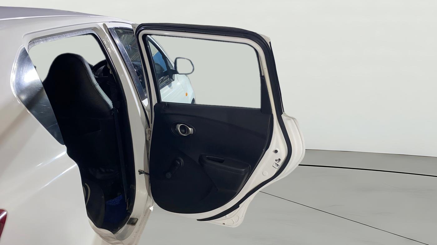 2018 Datsun Go T, Petrol, Manual, 30,428 km, RHS Rear Door