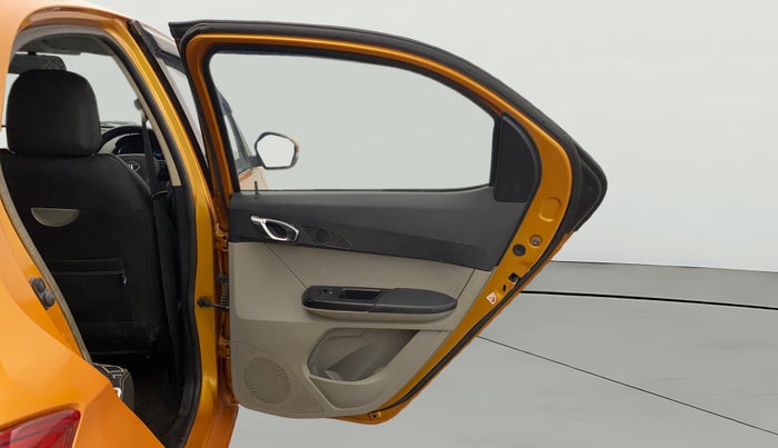 2018 Tata Tiago XZ PETROL, Petrol, Manual, 68,898 km, RHS Rear Door