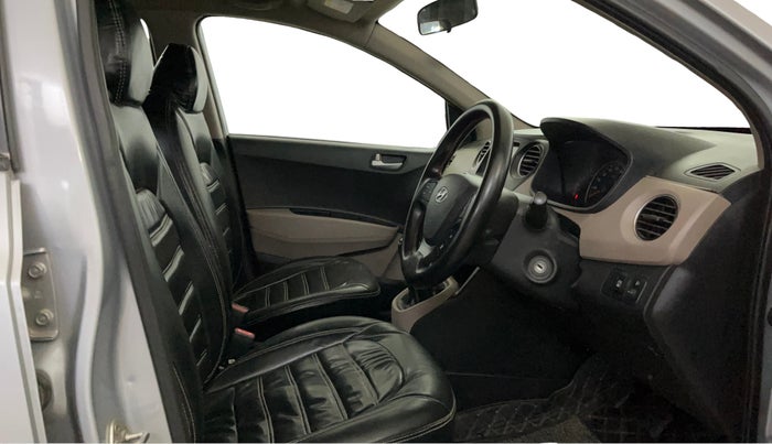2019 Hyundai Grand i10 SPORTZ 1.2 KAPPA VTVT, CNG, Manual, 87,752 km, Right Side Front Door Cabin