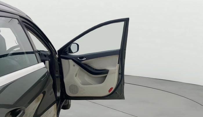 2022 Tata NEXON XZA PLUS SUNROOF PETROL, Petrol, Automatic, 35,118 km, RHS Front Door