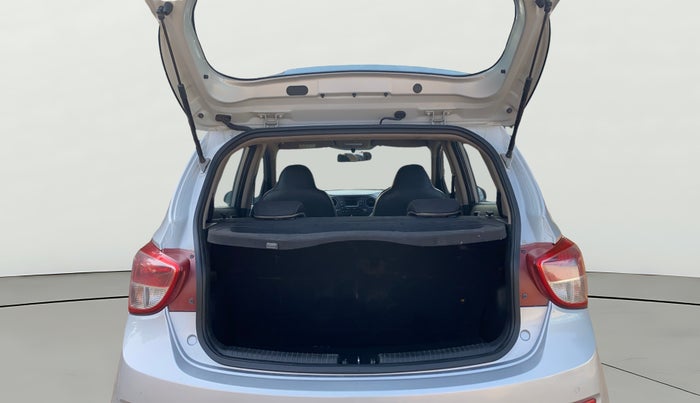 2016 Hyundai Grand i10 ASTA (O) AT 1.2 KAPPA VTVT, Petrol, Automatic, 88,175 km, Boot Open Zoomed View