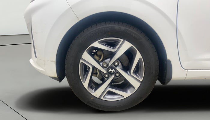 2022 Hyundai AURA SX 1.2, Petrol, Manual, 74,377 km, Left Front Wheel