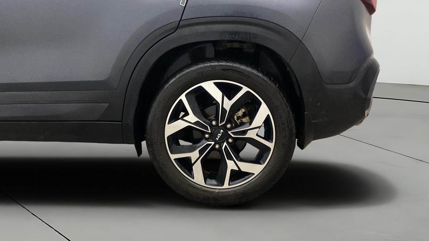 2023 KIA SELTOS  X LINE 1.5 TURBO PETROL DCT, Petrol, Automatic, 13,450 km, Left Rear Wheel