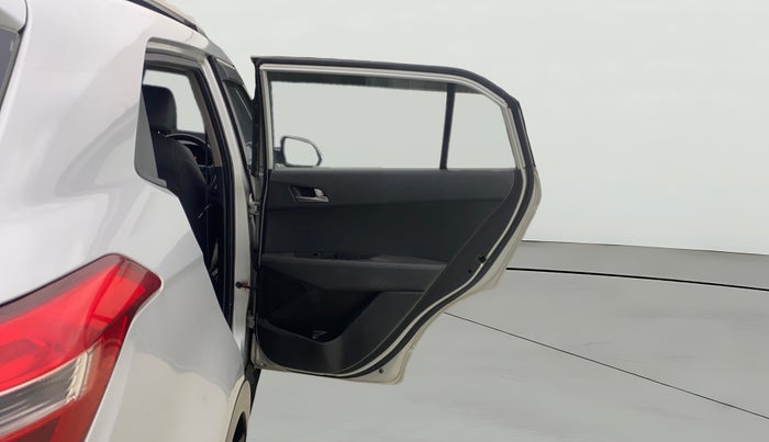 2018 Hyundai Creta SX PLUS 1.6 DIESEL, Diesel, Manual, 1,28,912 km, RHS Rear Door