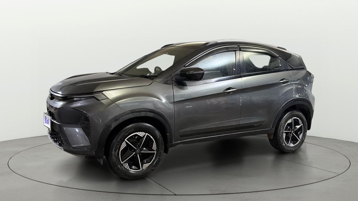 2023 Tata NEXON FEARLESS + SUNROOF DCA DUAL TONE 1.2 PETROL, Petrol, Automatic, 62,802 km, Left Front Diagonal