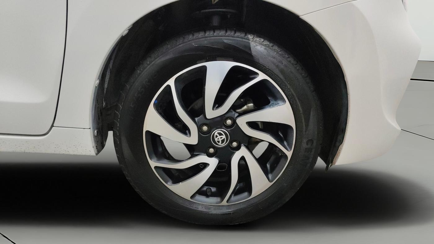 2020 Toyota Glanza G, Petrol, Manual, 42,154 km, Right Front Wheel