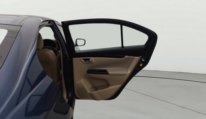 2017 Maruti Ciaz ZETA 1.4  MT PETROL, Petrol, Manual, 65,539 km, RHS Rear Door