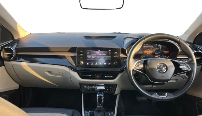 2023 Skoda SLAVIA STYLE 1.0L TSI AT, Petrol, Automatic, 25,743 km, Dashboard