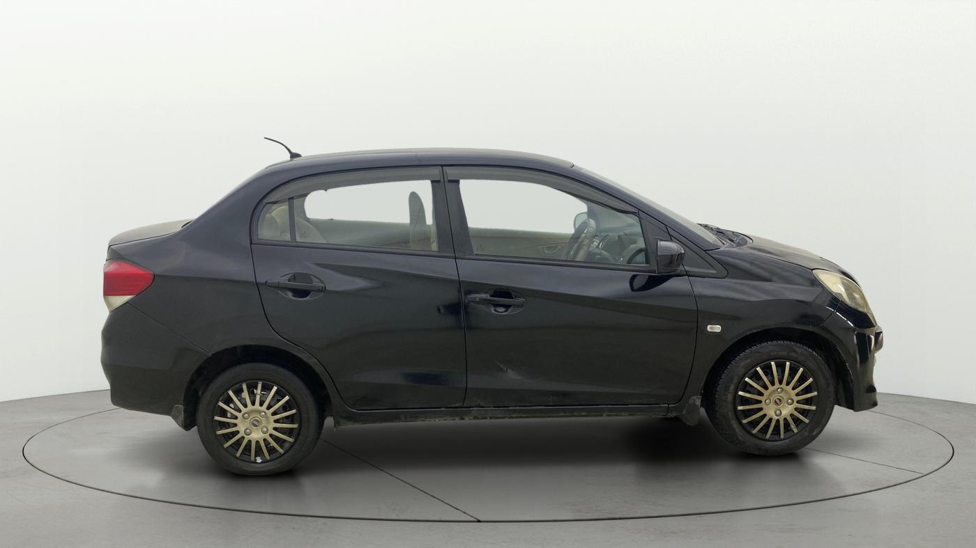2013 Honda Amaze 1.5L I-DTEC S, Diesel, Manual, 1,10,807 km, Right Side View