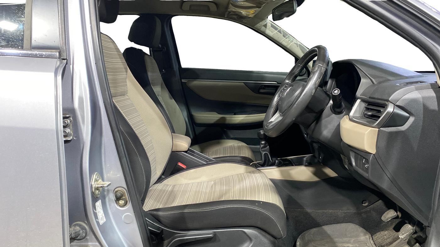 2023 Honda ELEVATE VX MT, Petrol, Manual, 20,959 km, Right Side Front Door Cabin