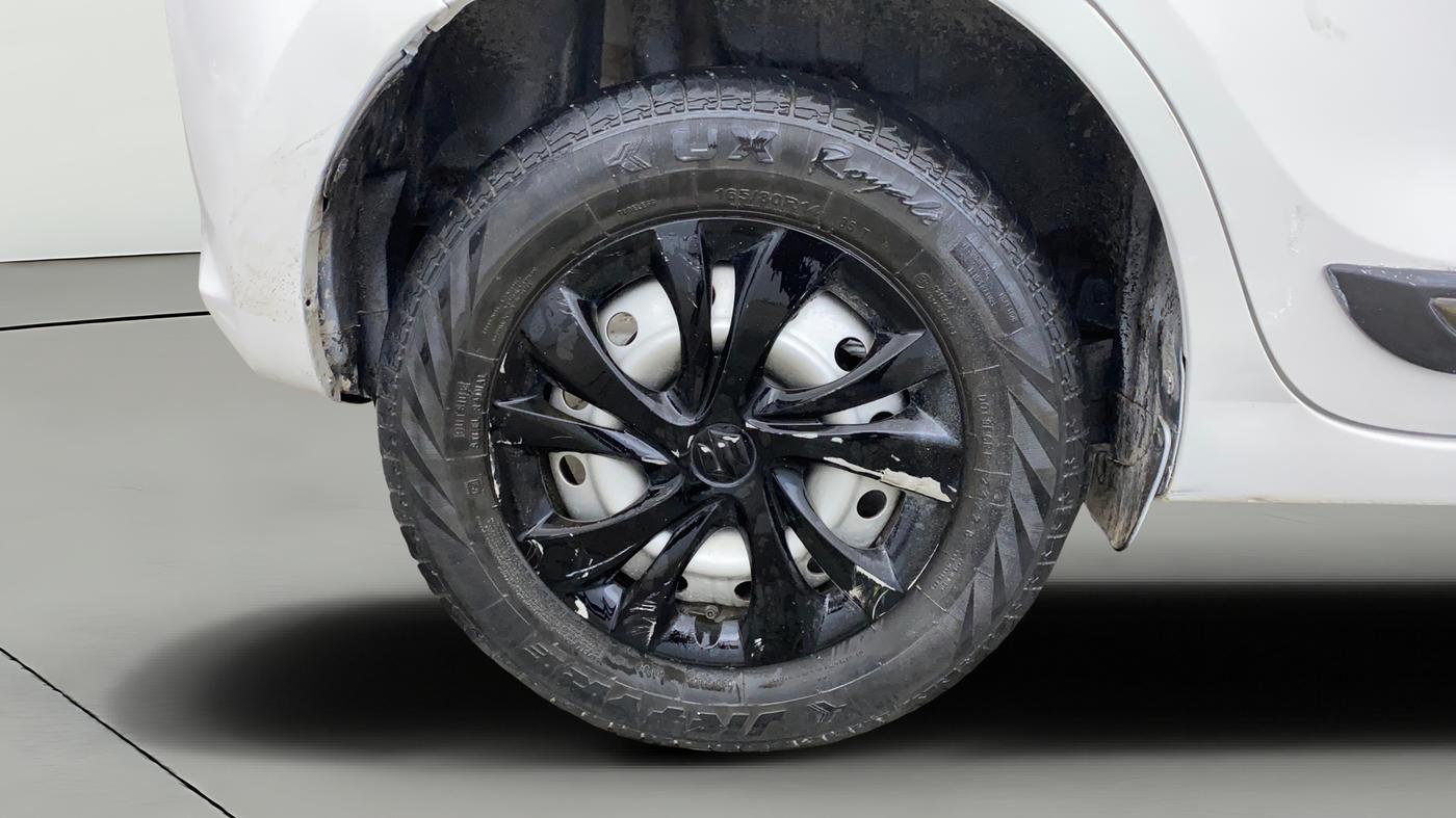 2022 Maruti Swift LXI, Petrol, Manual, 36,541 km, Right Rear Wheel