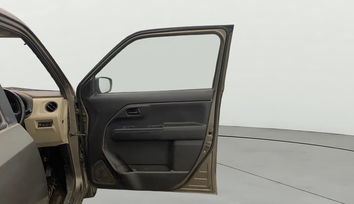 2019 Maruti New Wagon-R LXI CNG 1.0, CNG, Manual, 75,653 km, RHS Front Door