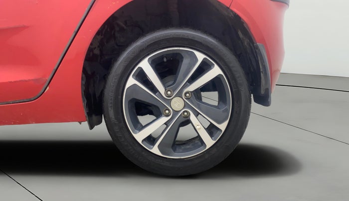 2022 Tata ALTROZ XZA PLUS, Petrol, Automatic, 24,918 km, Left Rear Wheel