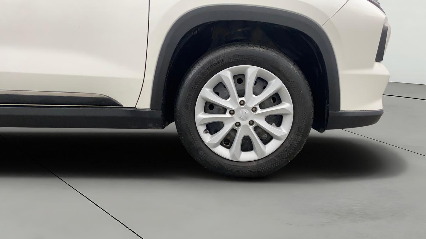 2023 Maruti Grand Vitara DELTA SMART HYBRID AT, Petrol, Automatic, 54,258 km, Right Front Wheel