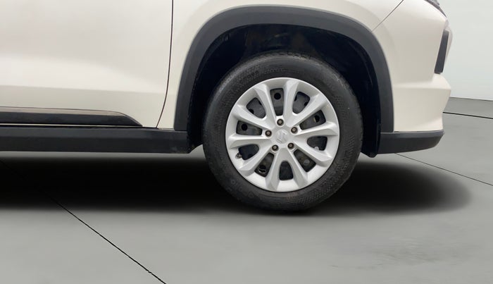 2023 Maruti Grand Vitara DELTA SMART HYBRID AT, Petrol, Automatic, 54,258 km, Right Front Wheel