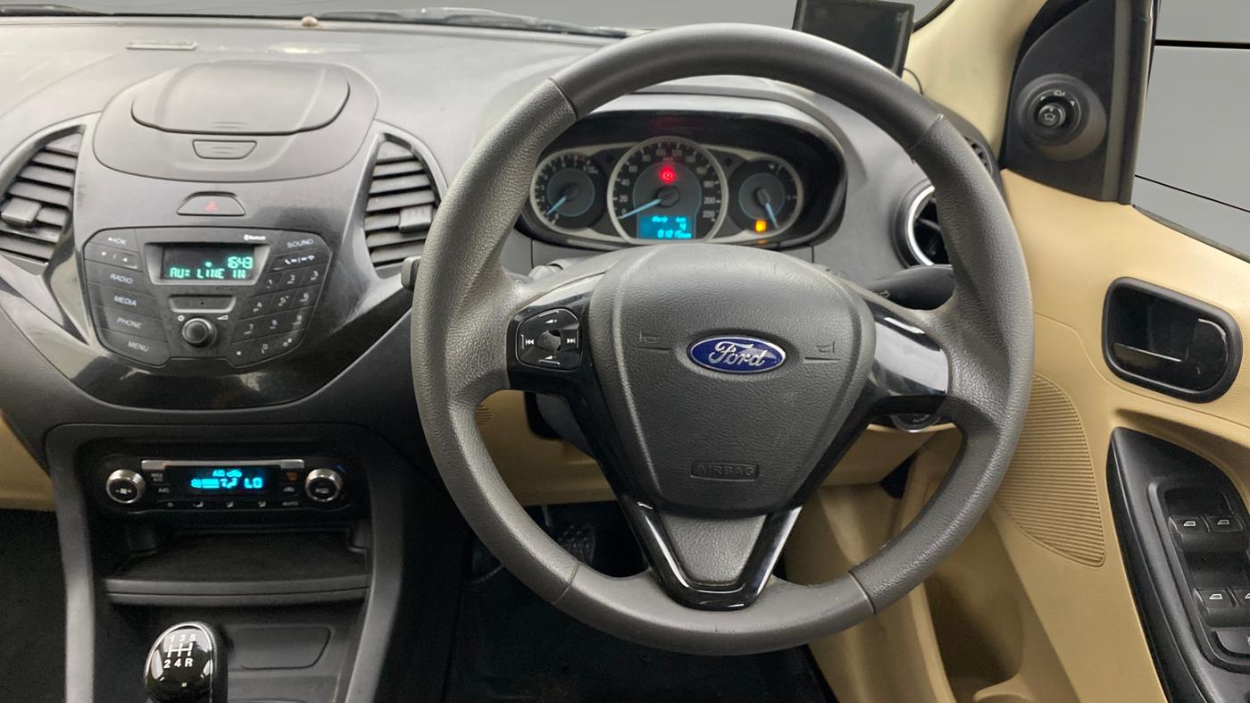 2017 Ford Figo Aspire TITANIUM 1.2 PETROL, Petrol, Manual, 81,215 km, Steering Wheel Close Up