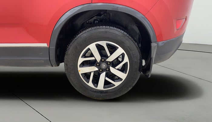 2020 Tata Harrier XZA PLUS 2.0L, Diesel, Automatic, 66,366 km, Left Rear Wheel
