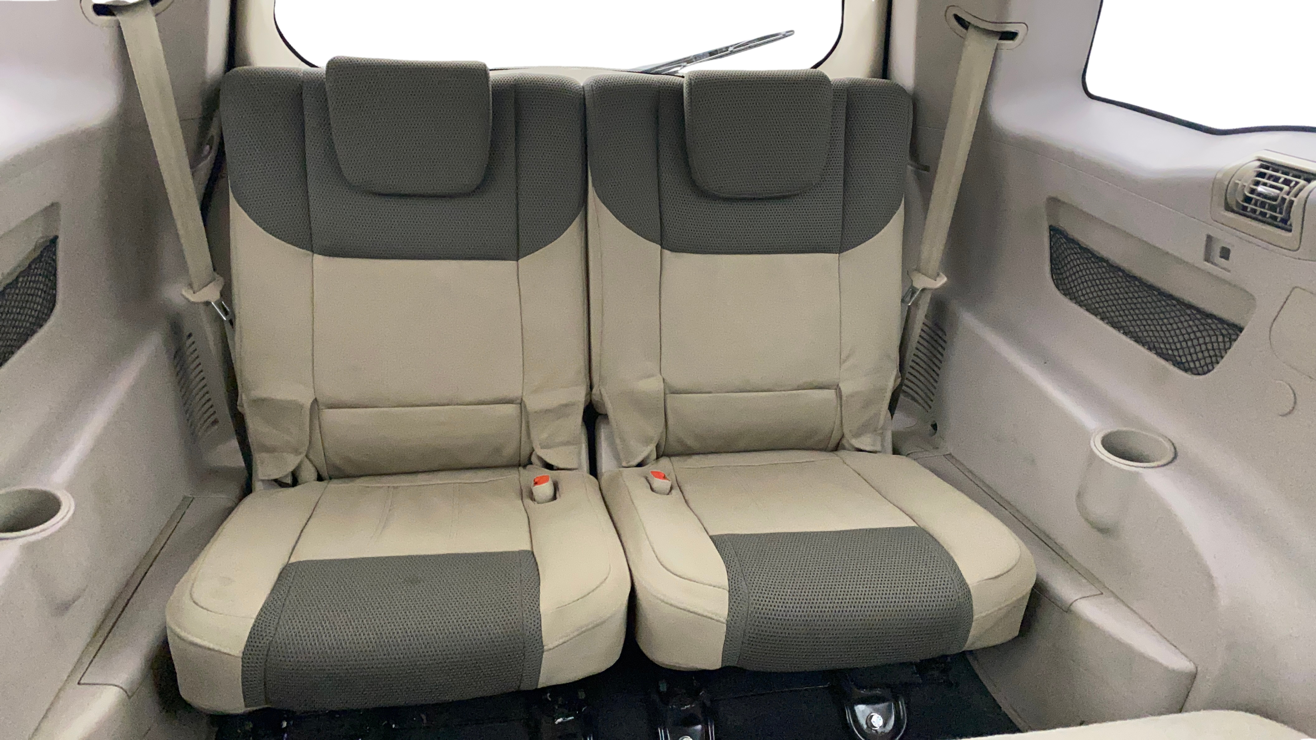 camera-Third-Seat-Row---optional--