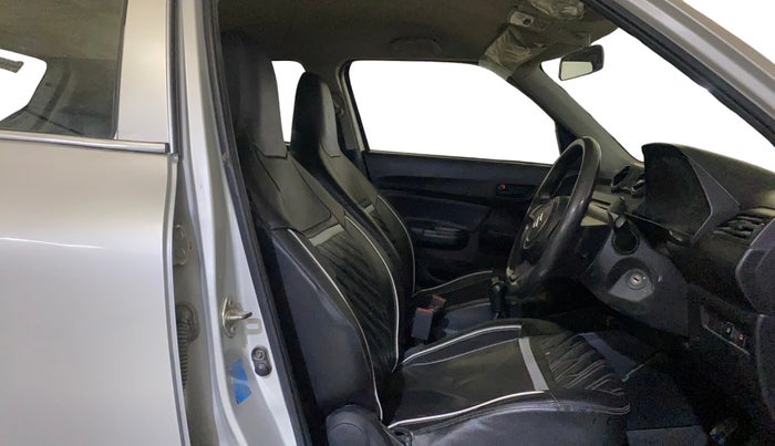 2022 Maruti Swift LXI, CNG, Manual, 92,405 km, Right Side Front Door Cabin