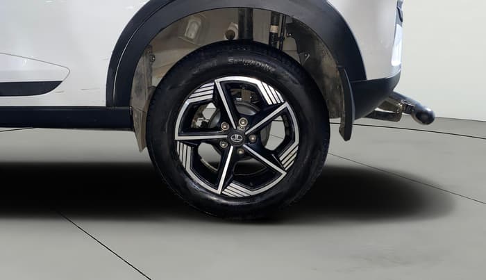 2025 Tata NEXON CREATIVE + SUNROOF 1.2 PETROL, Petrol, Manual, 8,414 km, Left Rear Wheel