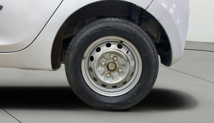 2016 Hyundai Eon ERA +, Petrol, Manual, 36,116 km, Left Rear Wheel