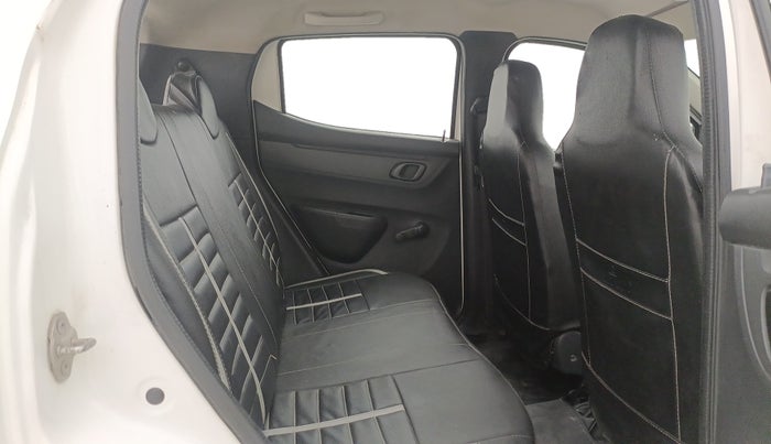 2017 Renault Kwid RXL, Petrol, Manual, 43,558 km, Right Side Rear Door Cabin