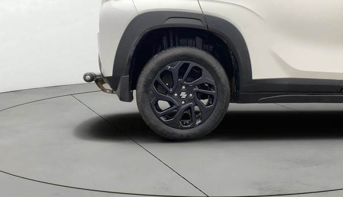 2024 Maruti FRONX DELTA PLUS 1.2MT, Petrol, Manual, 41,860 km, Right Rear Wheel