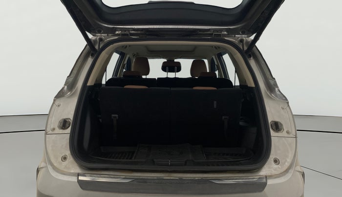 2023 MG HECTOR PLUS SHARP PRO 1.5 PETROL TURBO CVT 7 STR, Petrol, Automatic, 88,098 km, Boot Open Zoomed View